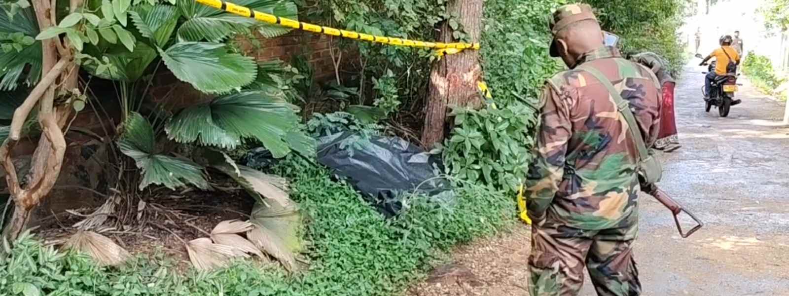 නිවාඩු නිකේතනයක හිමිකරුවෙකු ඝාතනය කෙරේ.